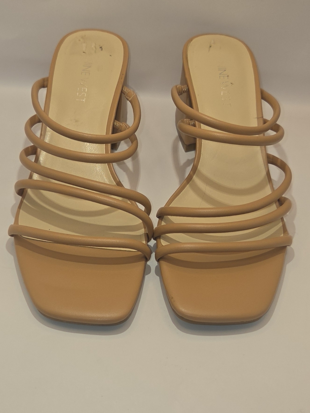 Nine West Sandals Womens Size 8.5M Tan Strappy Block Heel Square Open Toe
